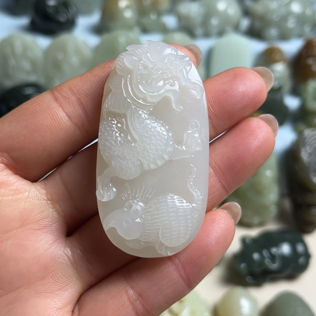 和田玉未镶嵌挂件