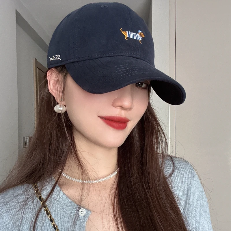 25春夏/加宽帽檐20cm腊肠小狗棒球帽加深显脸小方圆脸适合的帽子