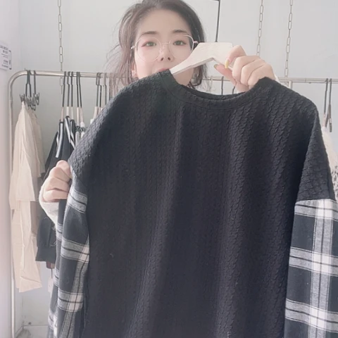 大班小朋友在幼儿园