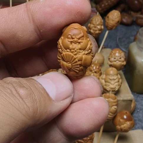 木质类橄榄核单子