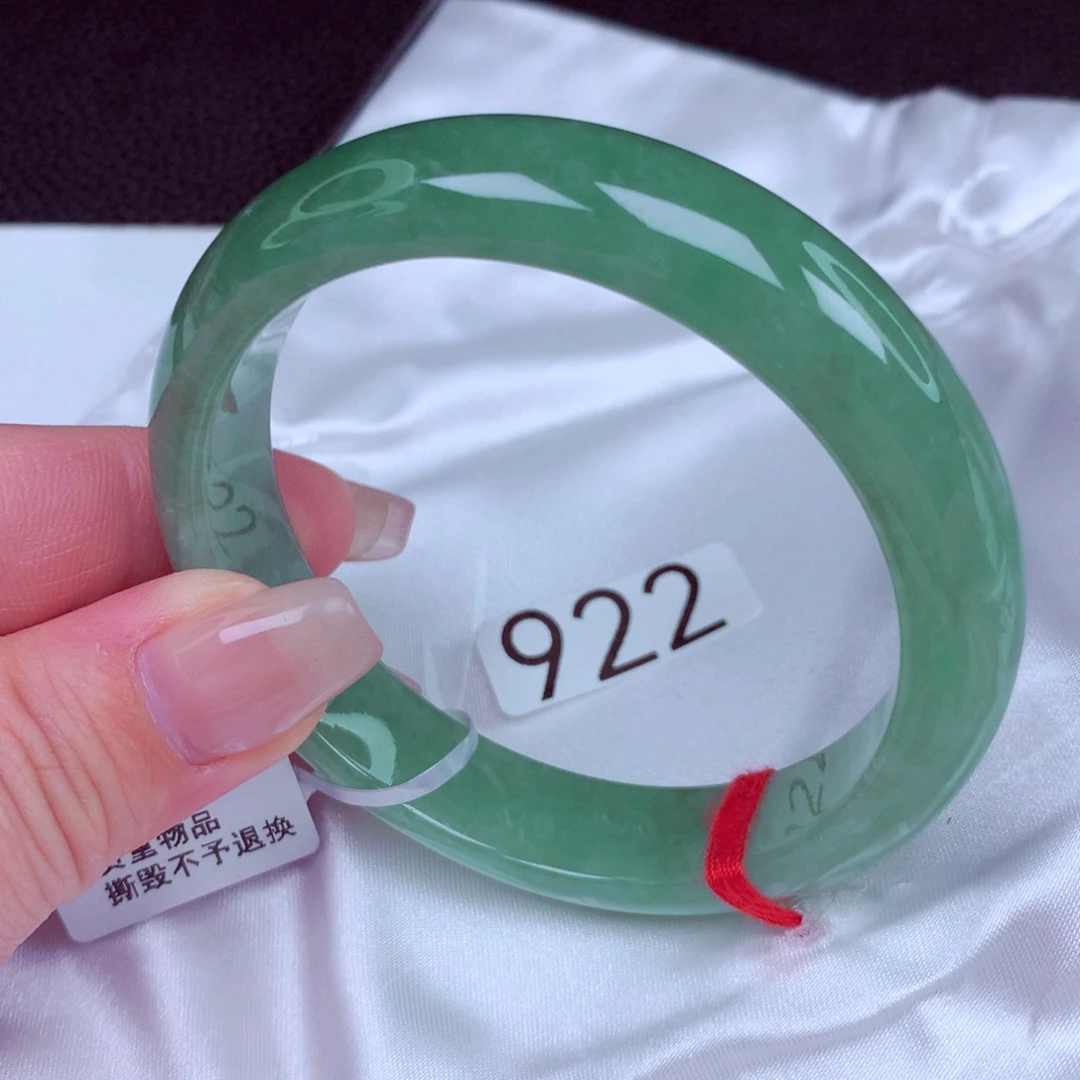 翡翠未镶嵌手镯手镯