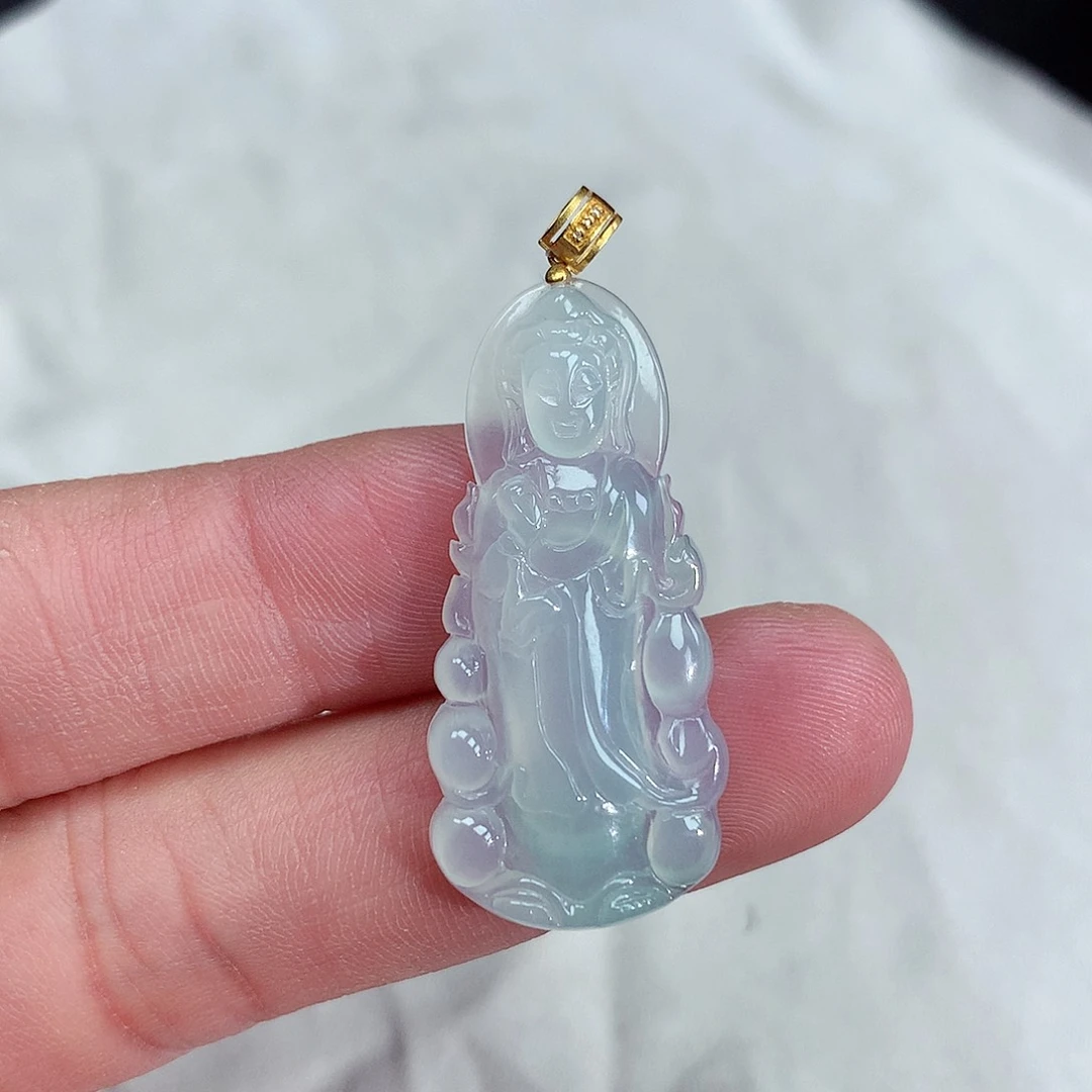 颈饰18K金镶嵌翡翠冰种白冰站观音