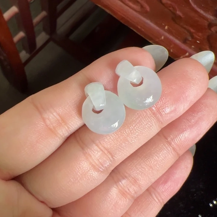 深***姐定制翡翠未镶嵌翡翠