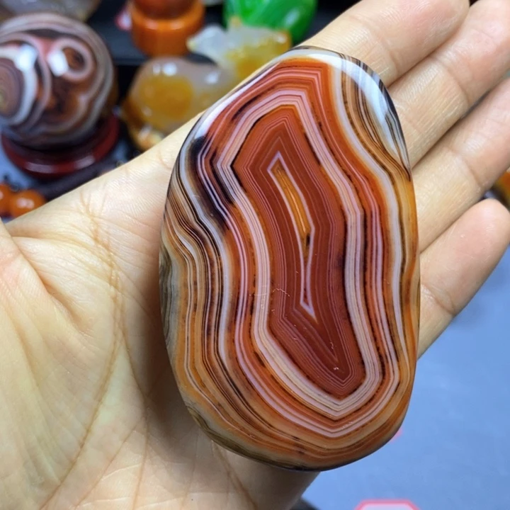 玛瑙/玉髓未镶嵌珠宝半成品厚**物