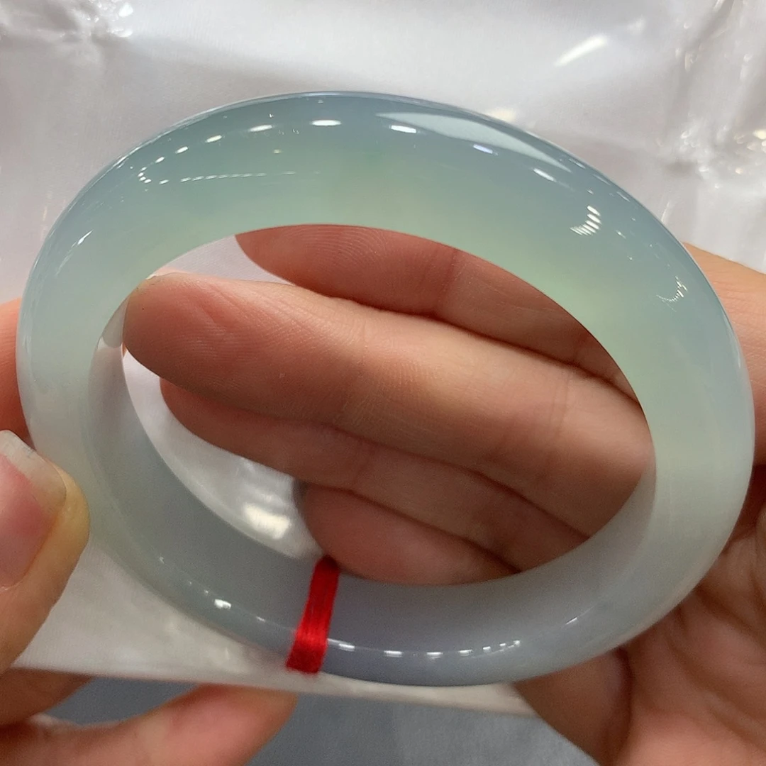 翡翠未镶嵌手镯58.7正圈