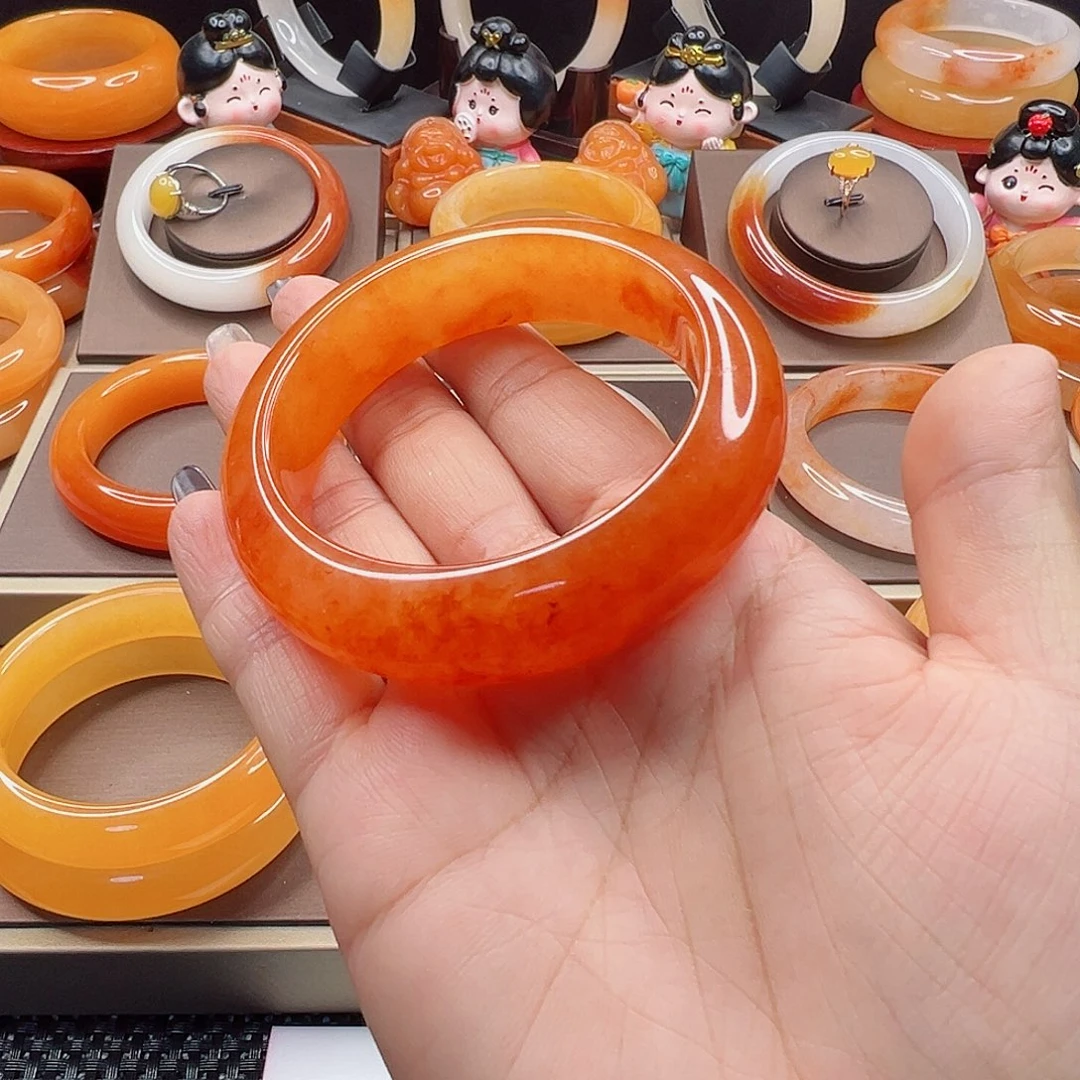 石英质玉（黄龙玉）未镶嵌手镯包容福利56.7