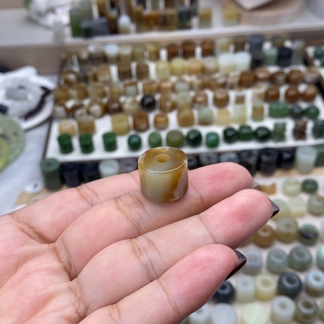 和田玉未镶嵌颈饰微瑕福利