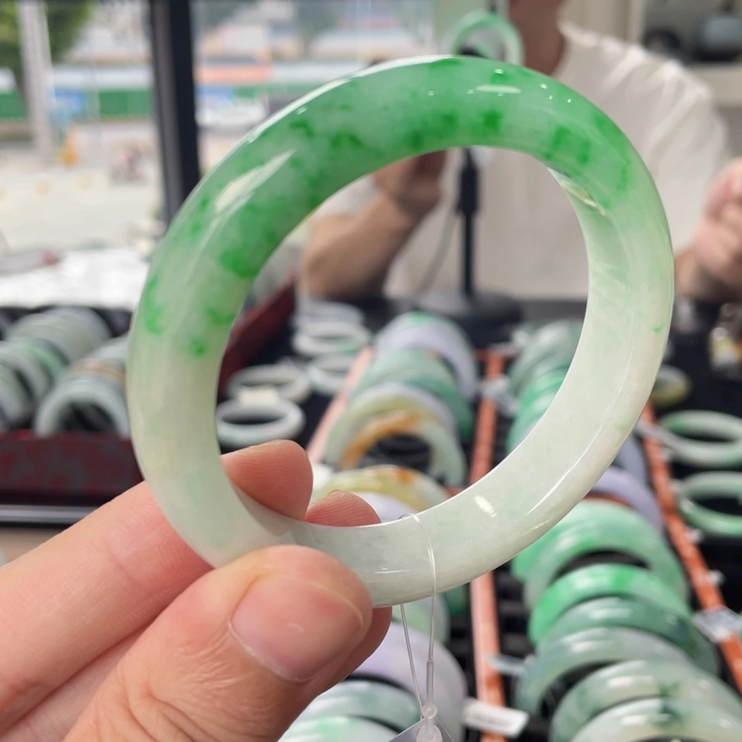 未镶嵌手镯翡翠58.1