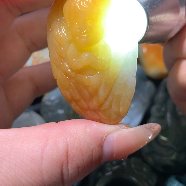 翡翠未镶嵌颈饰保真天然A货翡翠