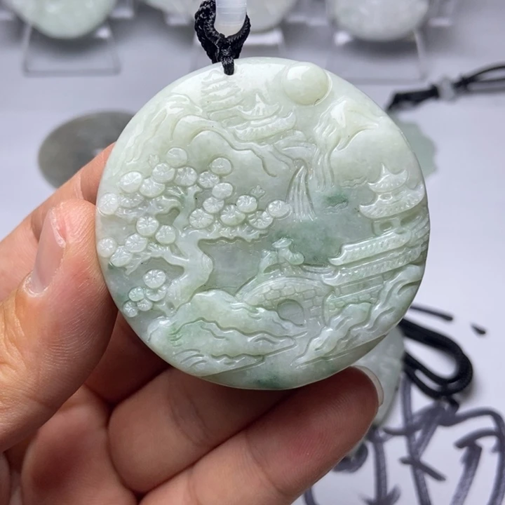 翡翠未镶嵌颈饰翡翠