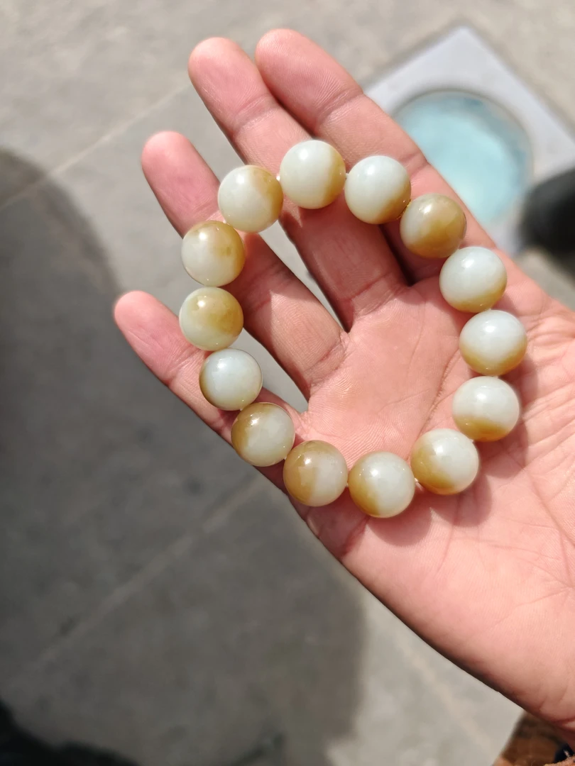 和田玉手串高端奢华款