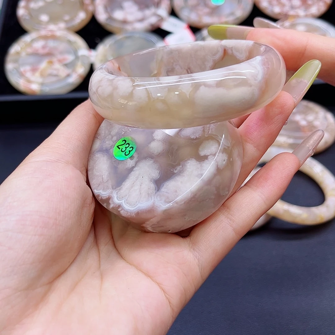 玛瑙/玉髓手镯未镶嵌5859