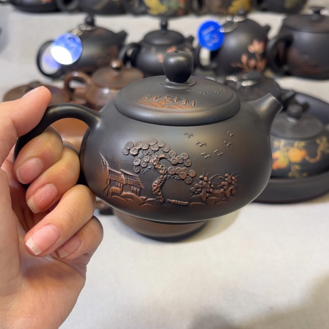 【闪购商品】红泥 微瑕 容量 180c c