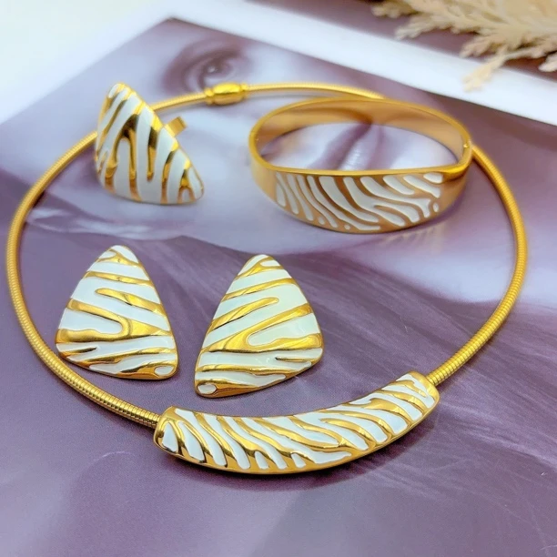 钛钢项链 钛钢四件套502-2-1时尚百搭爆款精致首饰白色气质手工美