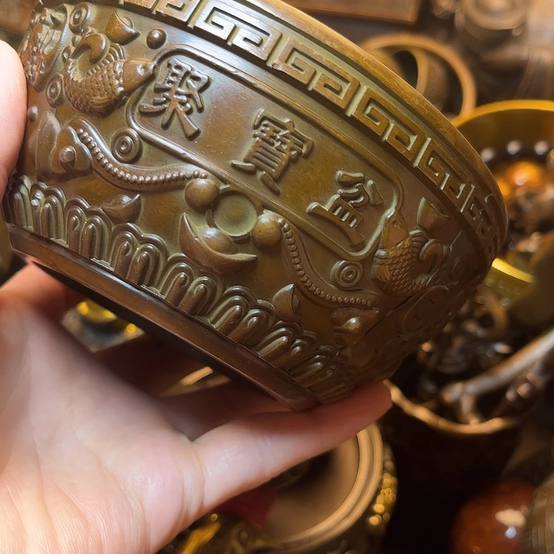 精美铜器工艺品等