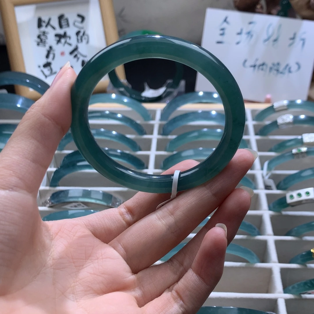 可***爱未镶嵌手镯翡翠冰透手镯