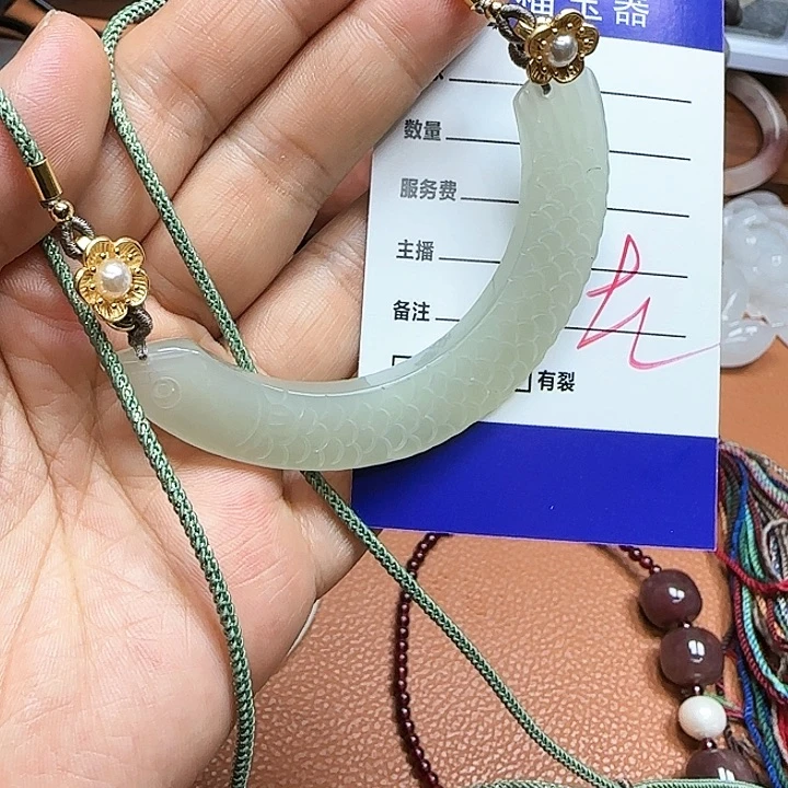 和田玉颈饰未镶嵌耀*