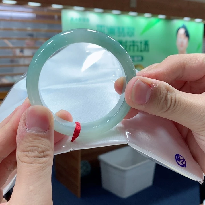 翡翠手镯未镶嵌买断