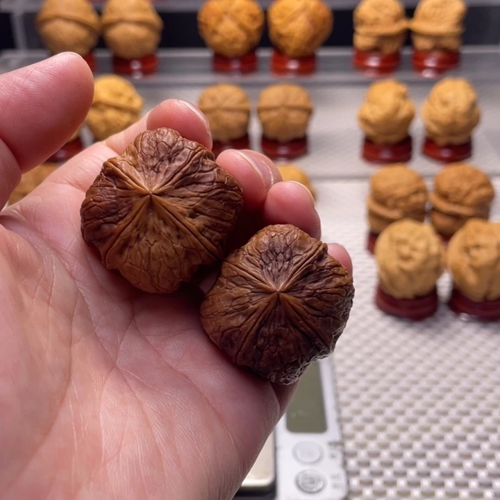 文玩核桃把件24南昭铁印