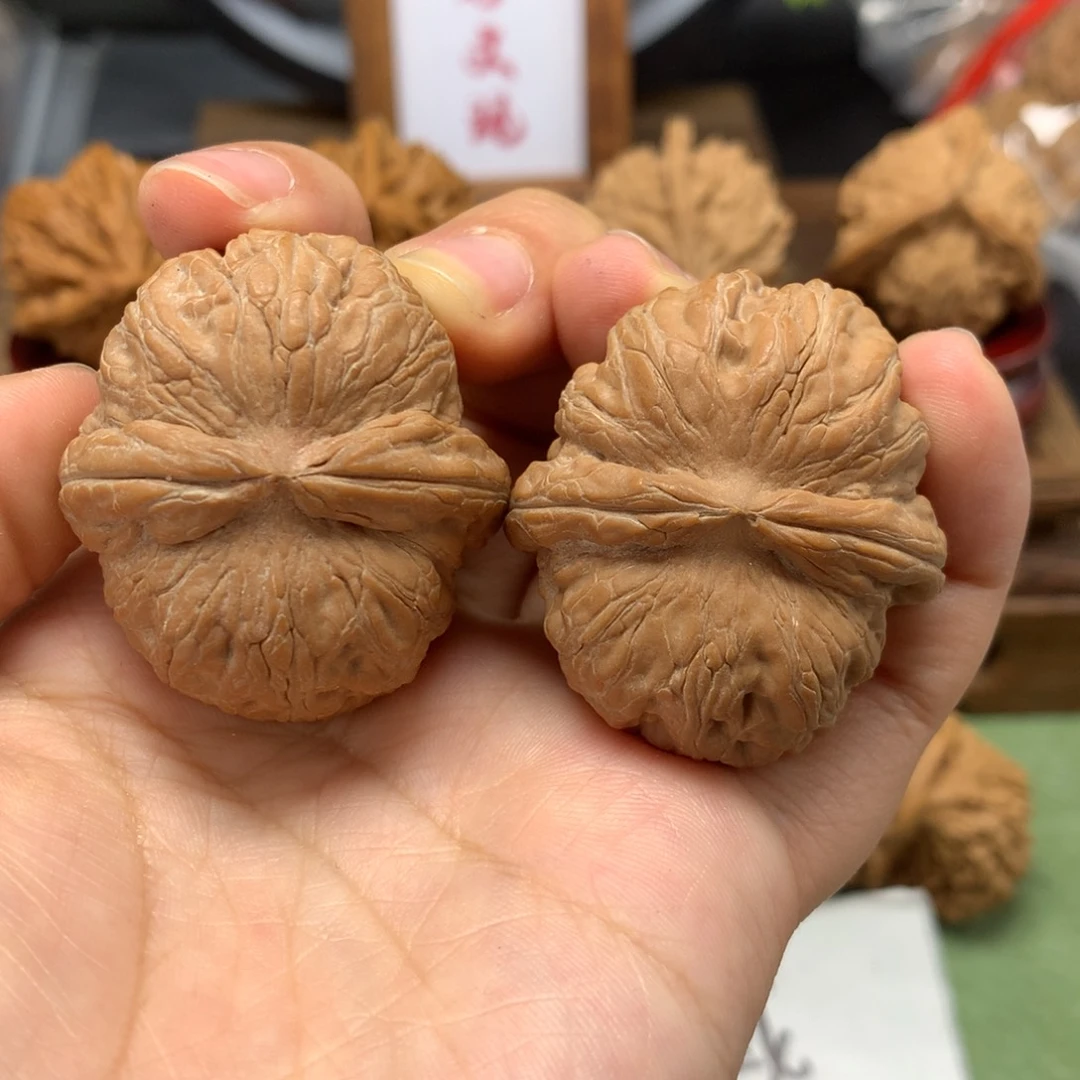 文玩核桃吊坠奔*霸40元宝全品