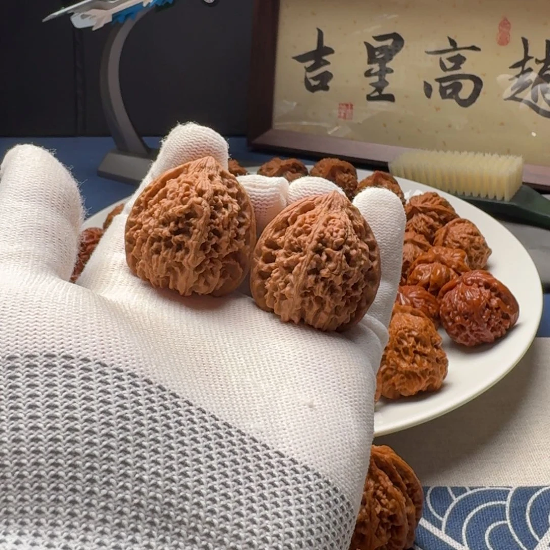 文玩核桃吊坠满天星36全品