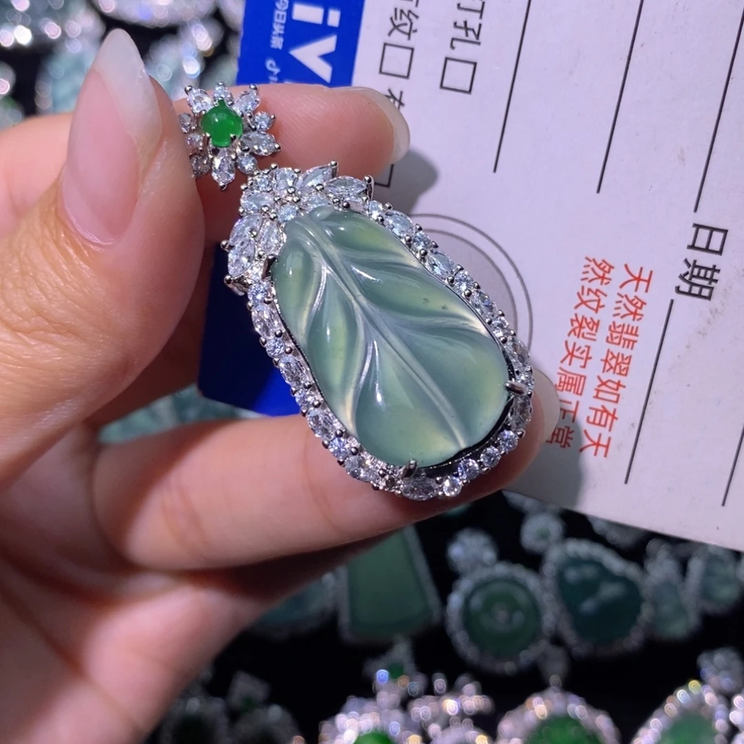 翡翠未镶嵌颈饰天然