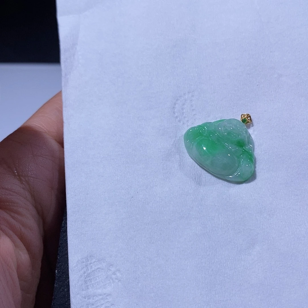 翡翠吊坠(不含链)18K金镶嵌