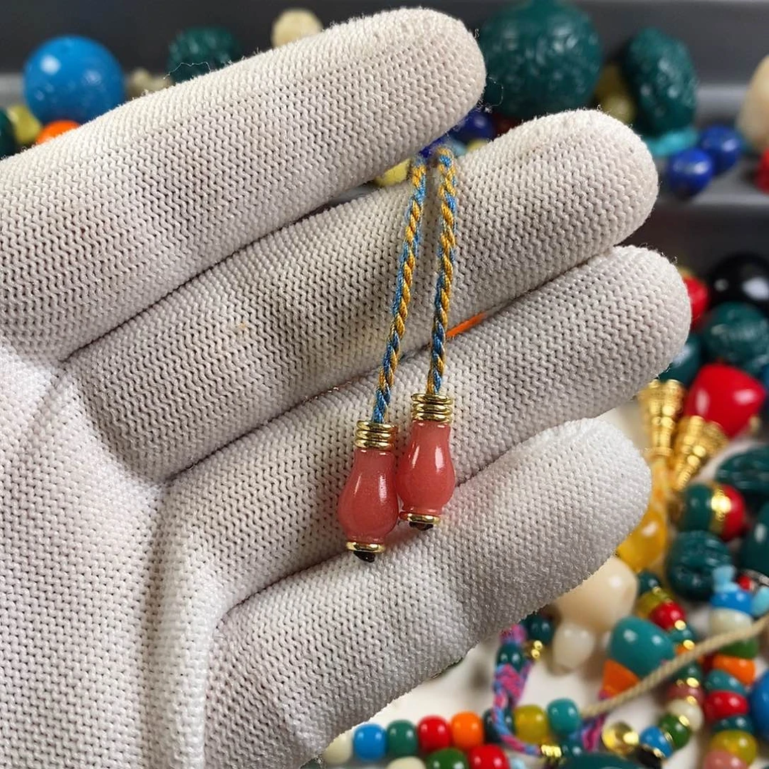 颈饰琉璃尺寸6.9左右