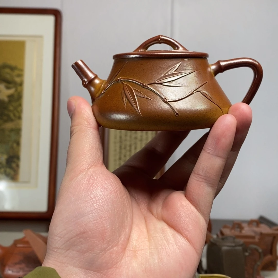 紫砂茶壶原矿泥料传统工艺制作