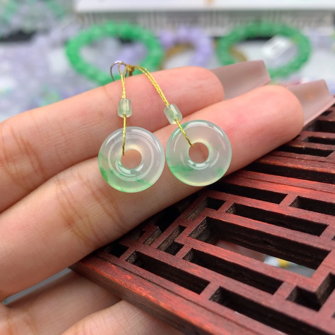 毛衣链未镶嵌翡翠