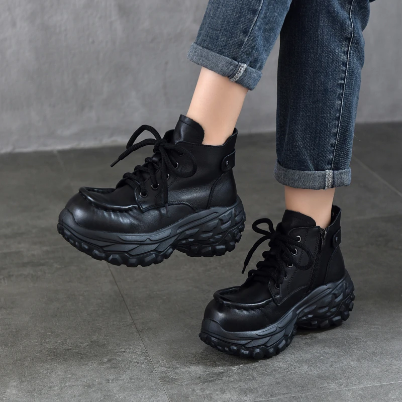 复古英伦风系带百搭马丁靴2025秋季新款韩版通勤增高机车靴