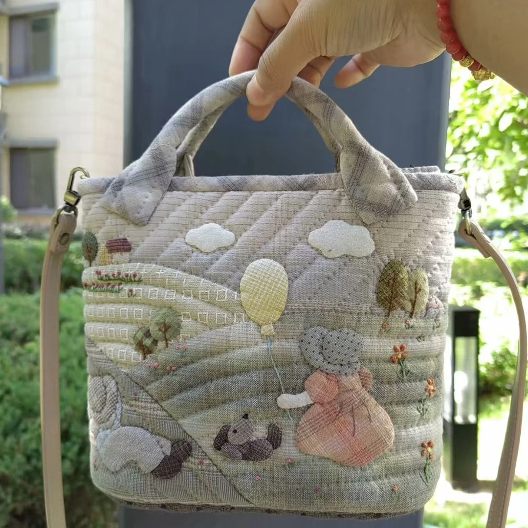 拼布卡通手提包，适用上班外出