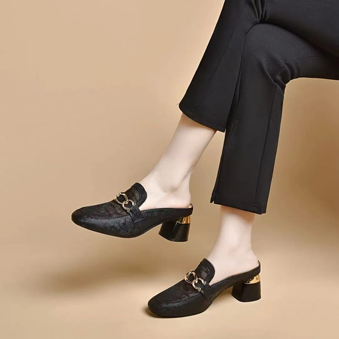 包头拖日常拼色包头夏季休闲气质通勤低跟时尚百搭方头外穿女拖鞋