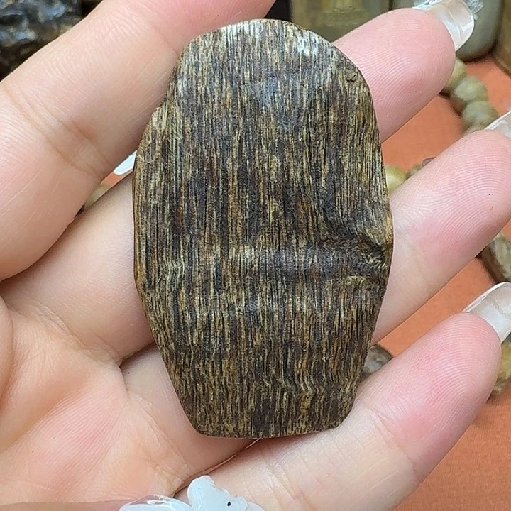 大叶紫檀（黑酸枝木类）
