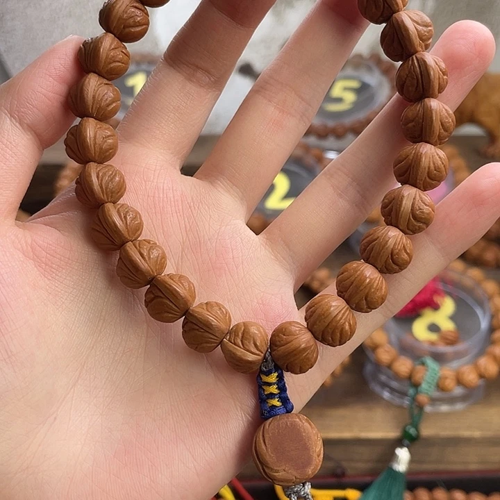 文玩核桃吊坠强13野生玉龙脊再补8颗籽