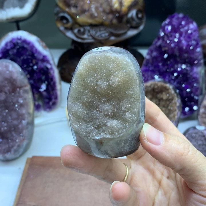 水晶未镶嵌大型摆件（非配饰）