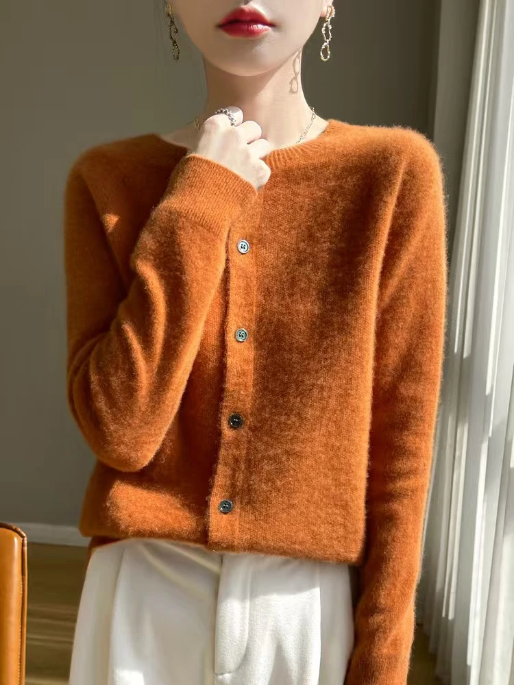 【一线成衣】开衫女圆领纯色针织宽松毛衣秋冬新款打底衫