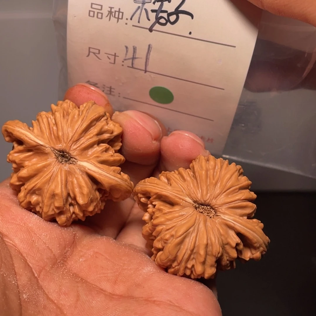 文玩核桃吊坠文玩核桃