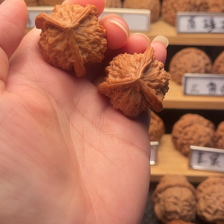 把件文玩核桃36三棱