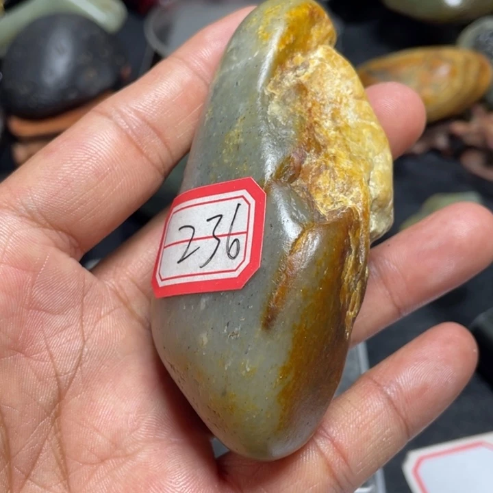 颈饰未镶嵌和田玉236