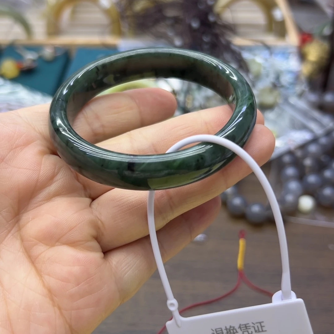 和田玉未镶嵌手镯55.3圈围755