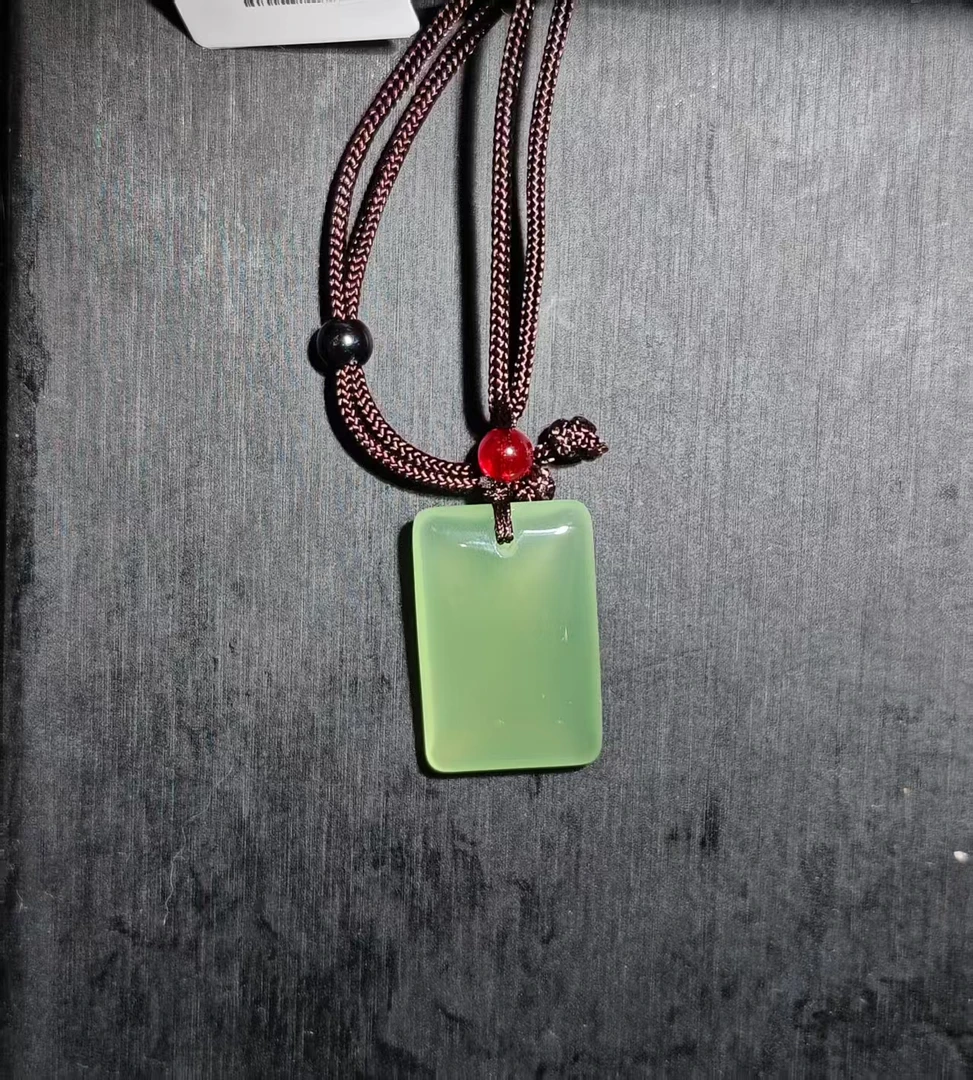 天然玛瑙绿方牌-新人福利YS249