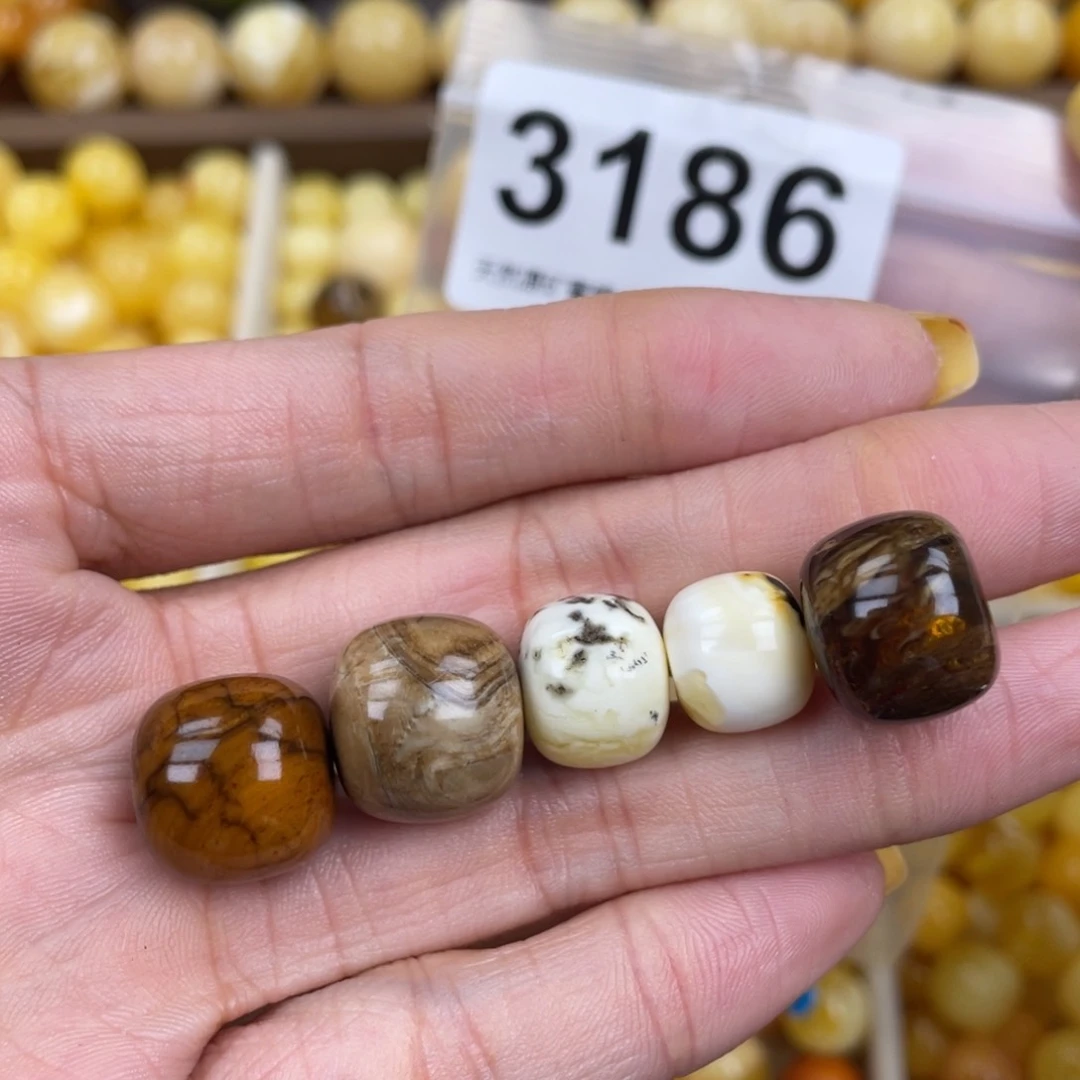未镶嵌蜜蜡珠宝奇石小***粑