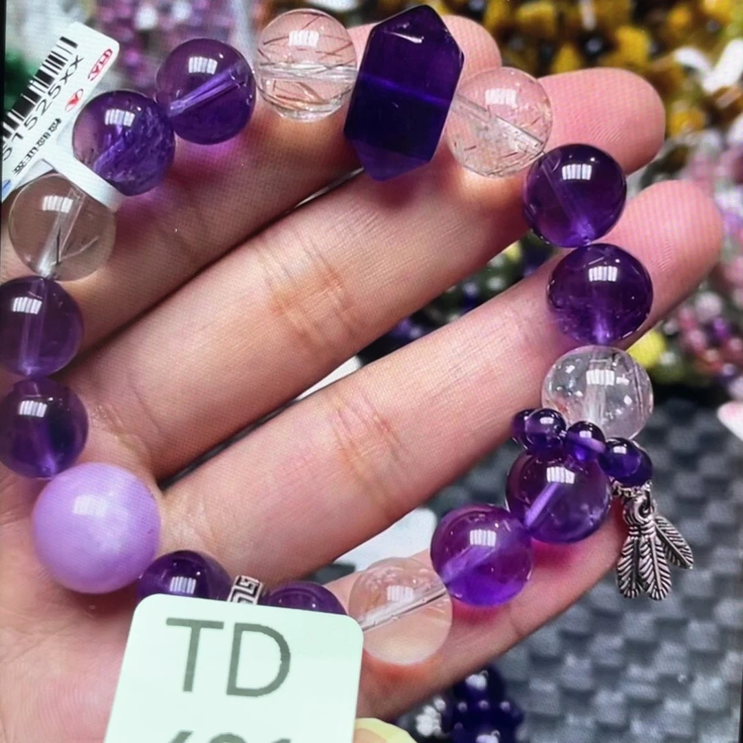 水晶多样性发一只未镶嵌