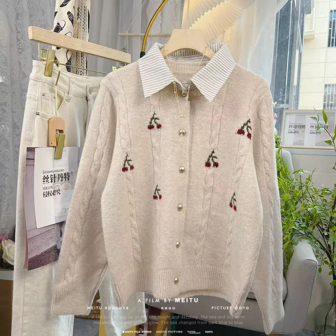 韩系甜美花朵条纹拼接假两件针织开衫女秋冬新款洋气减龄毛衣外套