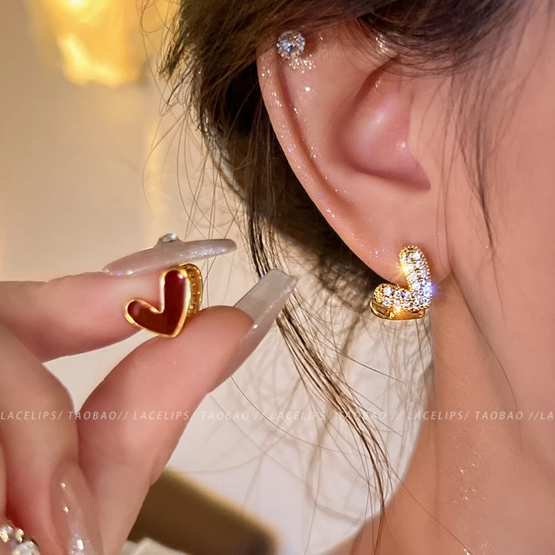 铜合金合成锆石耳饰 红色双面爱心耳扣女耳钉小众气质耳环耳饰120