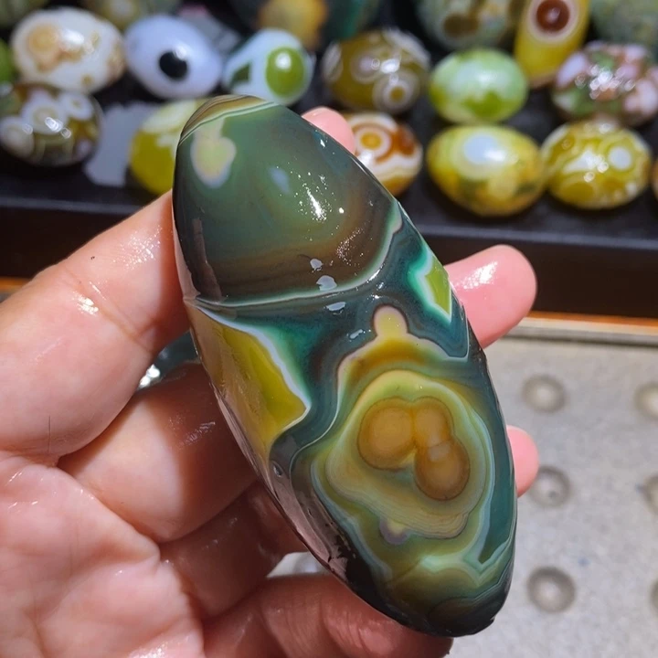 未镶嵌玛瑙/玉髓珠宝半成品76