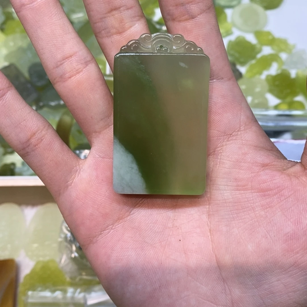 岫玉未镶嵌吊坠(不含链)