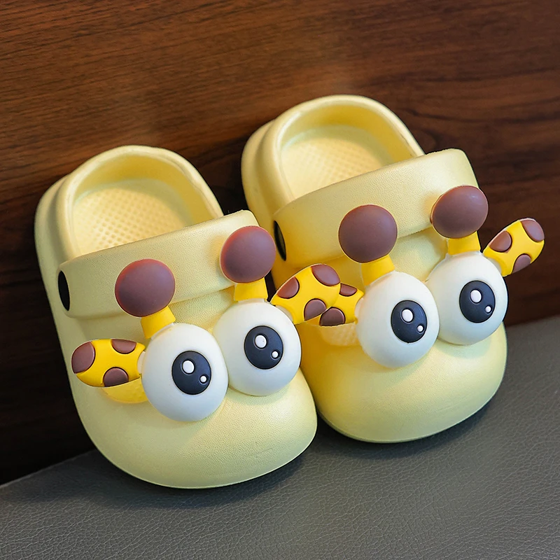 婴幼儿EVA超轻可爱沙滩鞋男女童洞洞鞋夏季宝宝防滑学步凉拖鞋