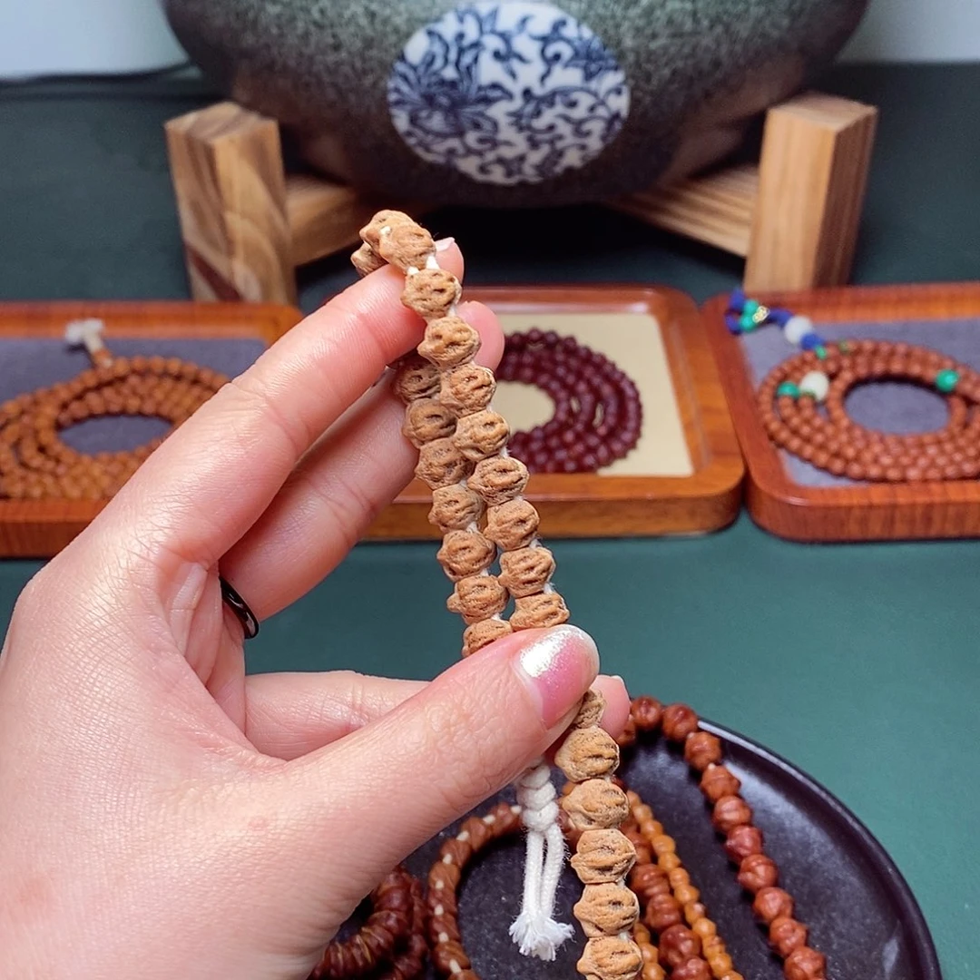 柏香籽/百香籽吊坠168.8万鬼